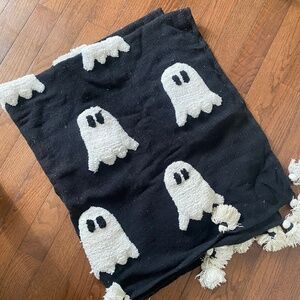 Ghost Blanket